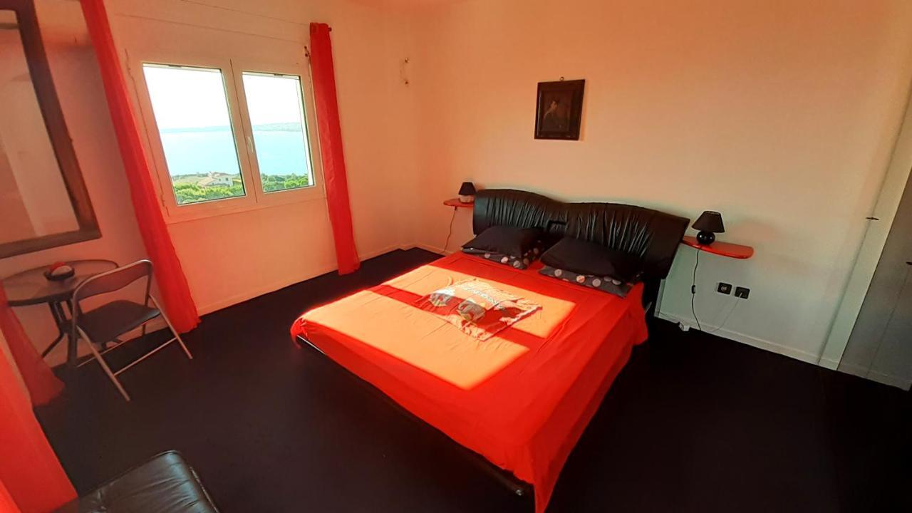 Charly Point Villa Метони Экстерьер фото